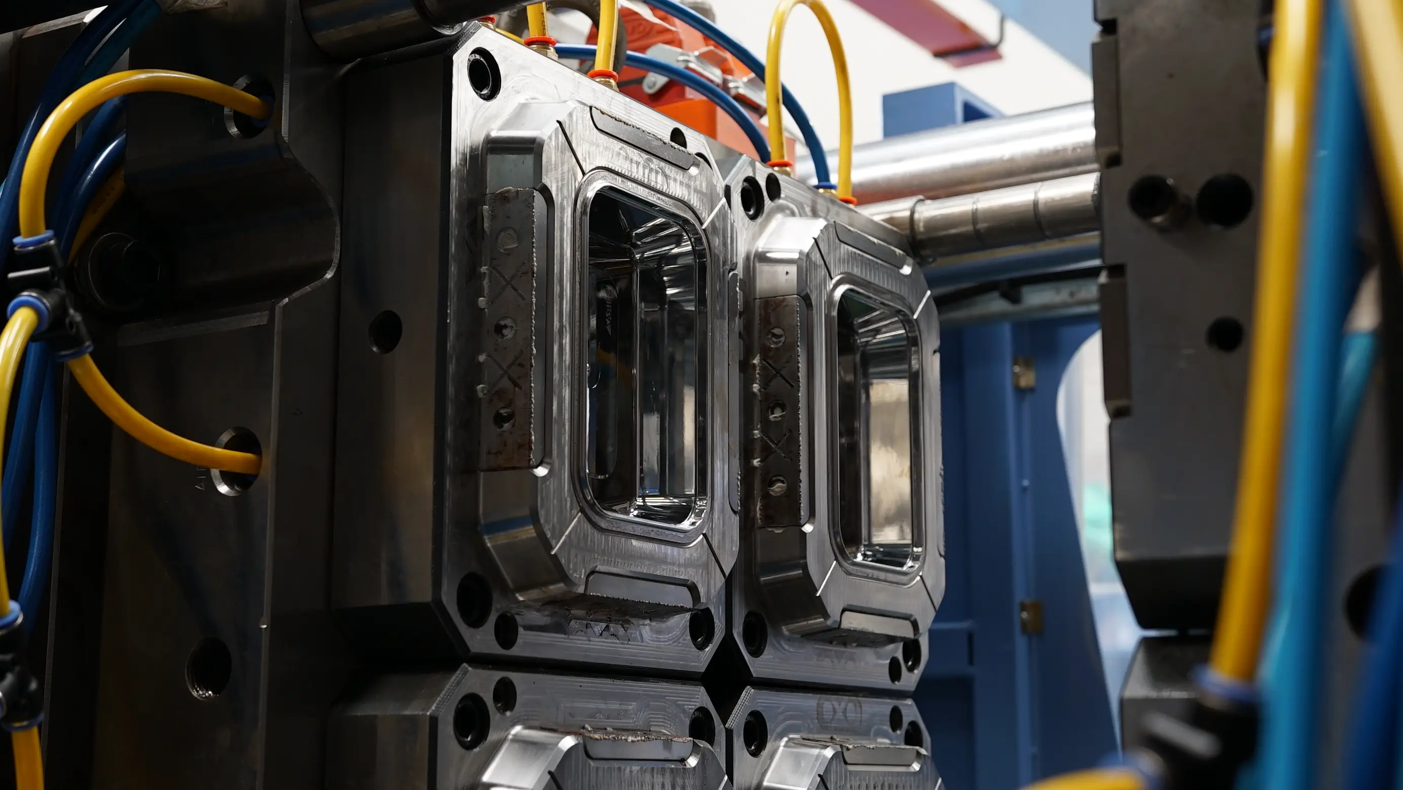 Custom Plastic Injection Moulding